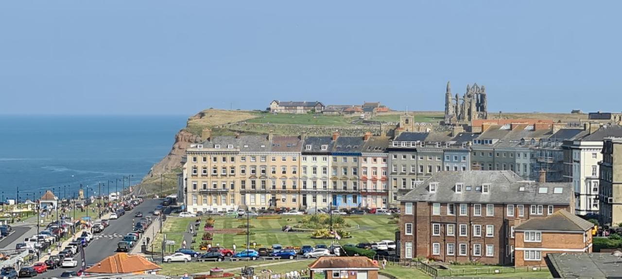 The Whitby Prospect, 2 Bed Apartment With Stunning Views, 2 Mins From Beach Exterior photo
