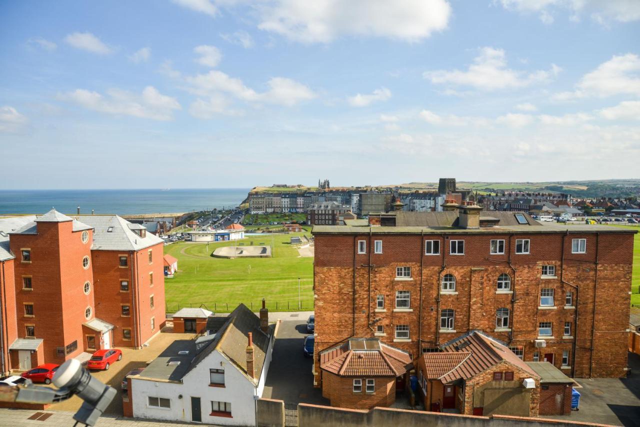The Whitby Prospect, 2 Bed Apartment With Stunning Views, 2 Mins From Beach Exterior photo